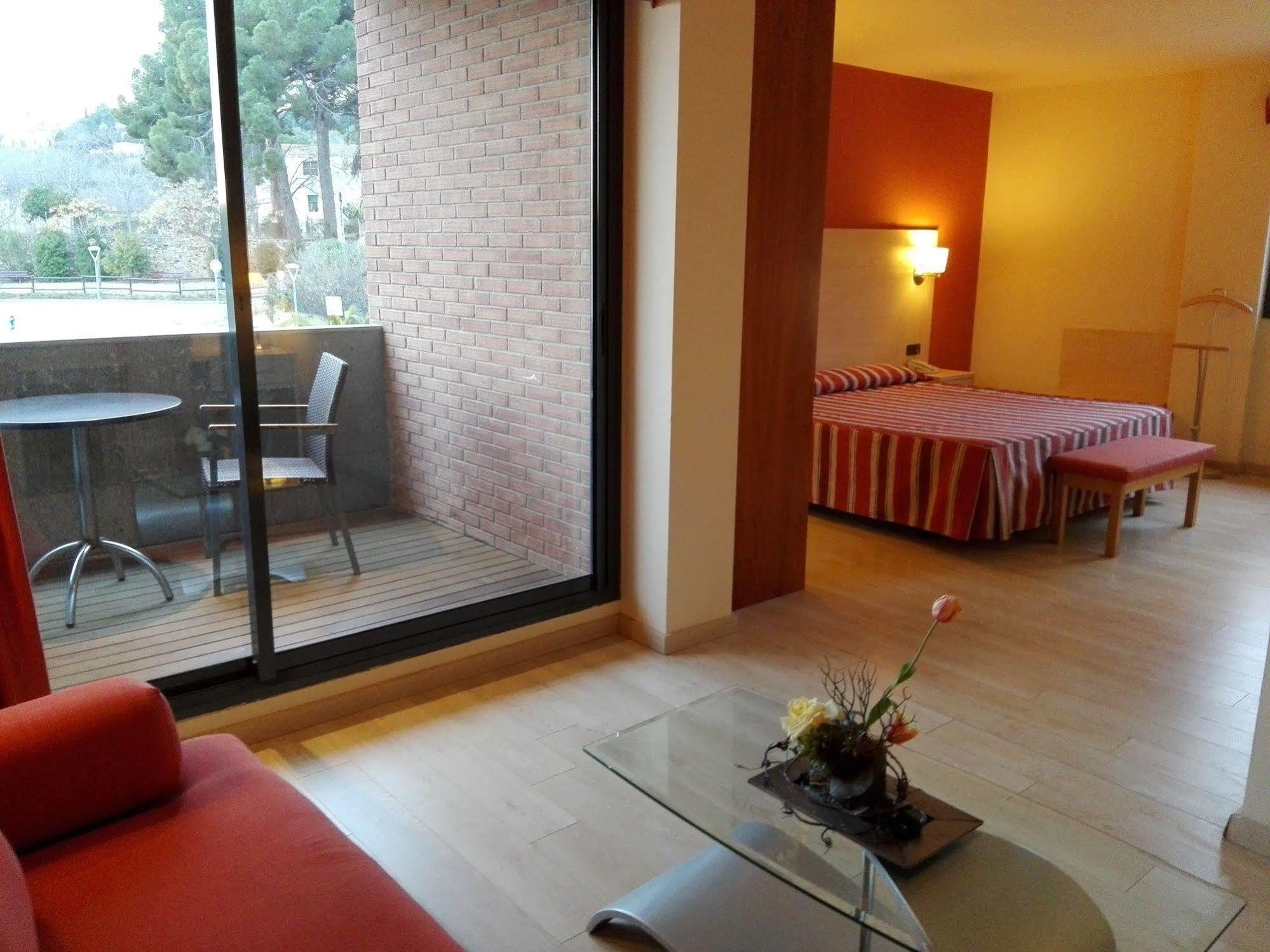 Crisol La Selva Hotel La Selva del Camp Kültér fotó